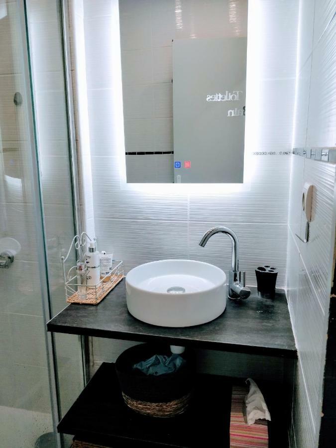 Residence Le Neptuna T2 Direct Plage Wifi Clim Agde Kültér fotó