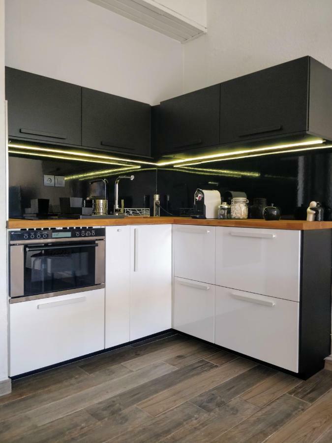 Residence Le Neptuna T2 Direct Plage Wifi Clim Agde Kültér fotó